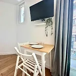 New 432 Suite Monet - Cosy Apartment Paris Center